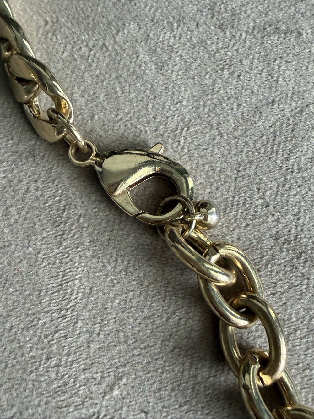 Gold Tone Curb Chain ID Bracelet - Picture 3 of 4